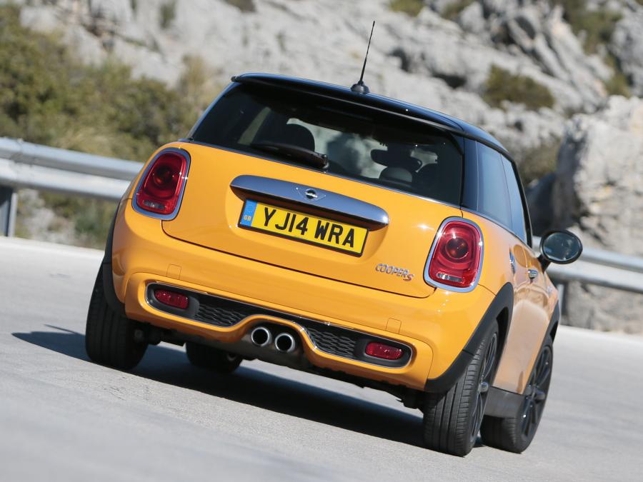  Mini Cooper S 2014 года  (UK) (фото 3 из 30)